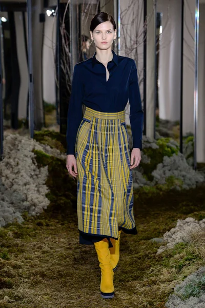 Look 38